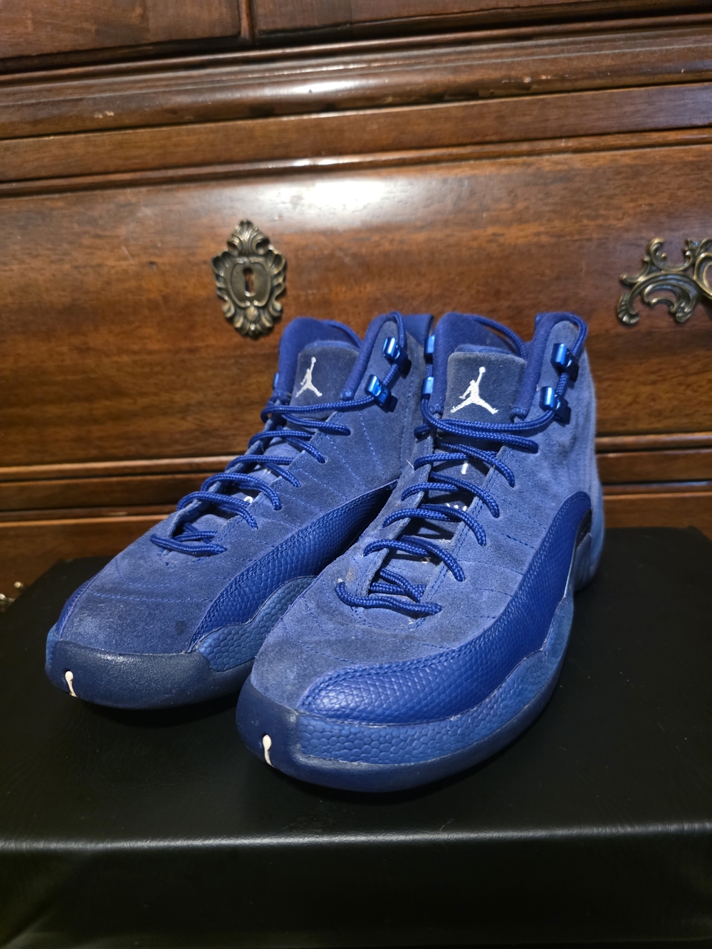 Air Jordan 13 Retro Suede Mid-Top Sneakers - Blue